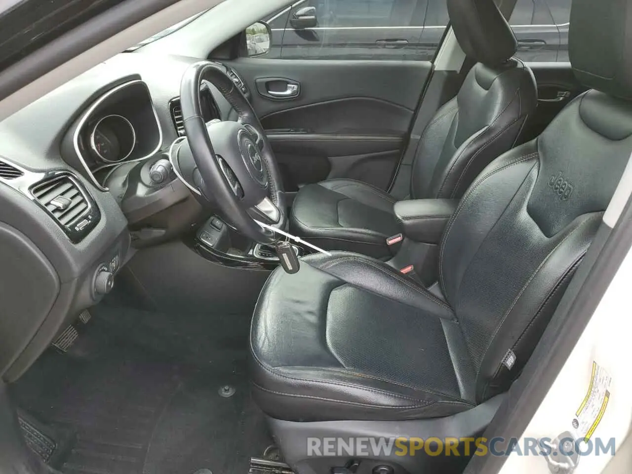 7 fotografías del automóvil dañado 3C4NJCCB4KT725818 JEEP COMPASS 2019