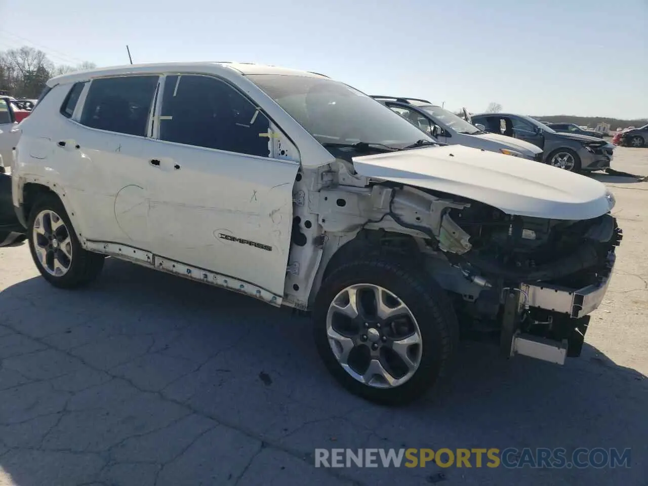 4 fotografías del automóvil dañado 3C4NJCCB4KT802395 JEEP COMPASS 2019