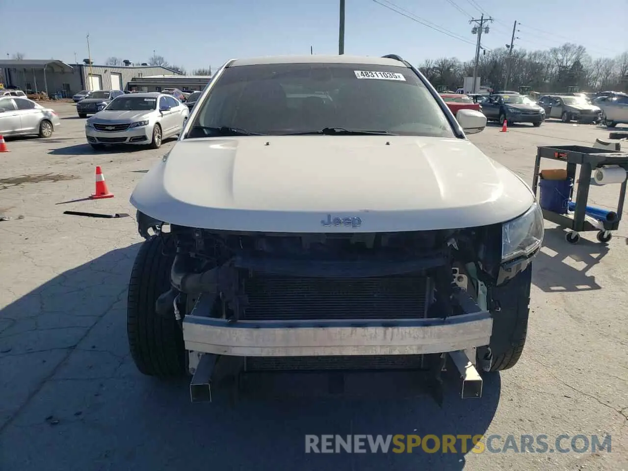 5 fotografías del automóvil dañado 3C4NJCCB4KT802395 JEEP COMPASS 2019