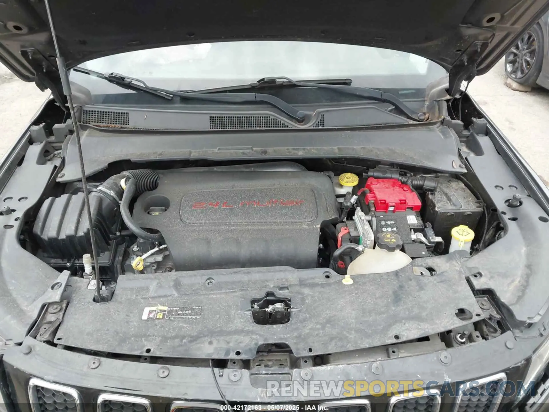 10 fotografías del automóvil dañado 3C4NJCCB7KT777783 JEEP COMPASS 2019