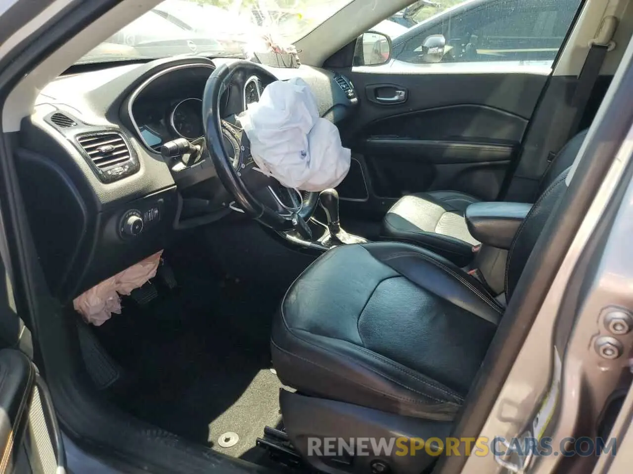 7 fotografías del automóvil dañado 3C4NJCCB8KT675599 JEEP COMPASS 2019