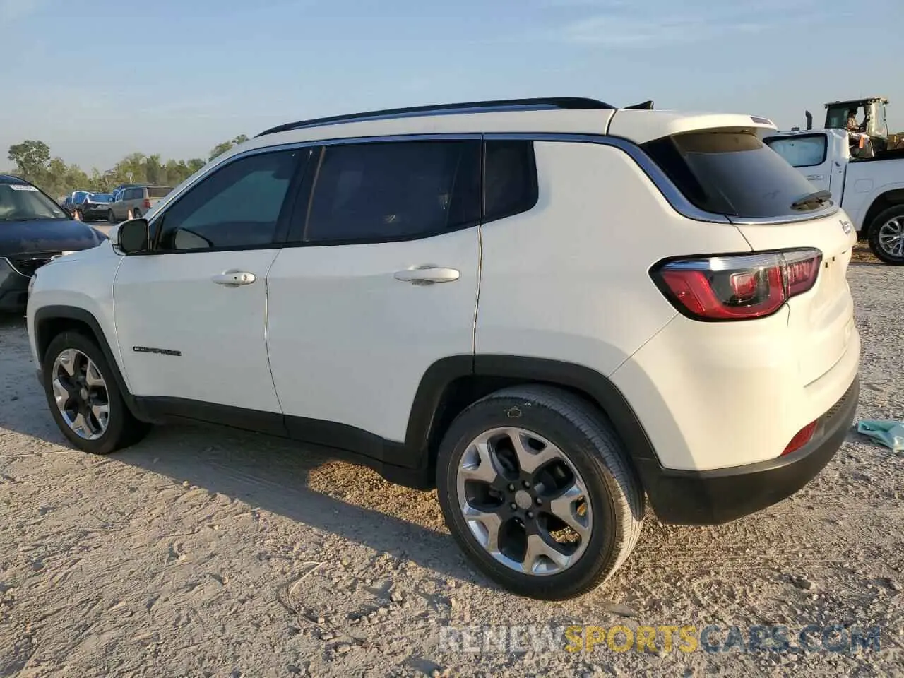 2 fotografías del automóvil dañado 3C4NJCCB9KT662621 JEEP COMPASS 2019