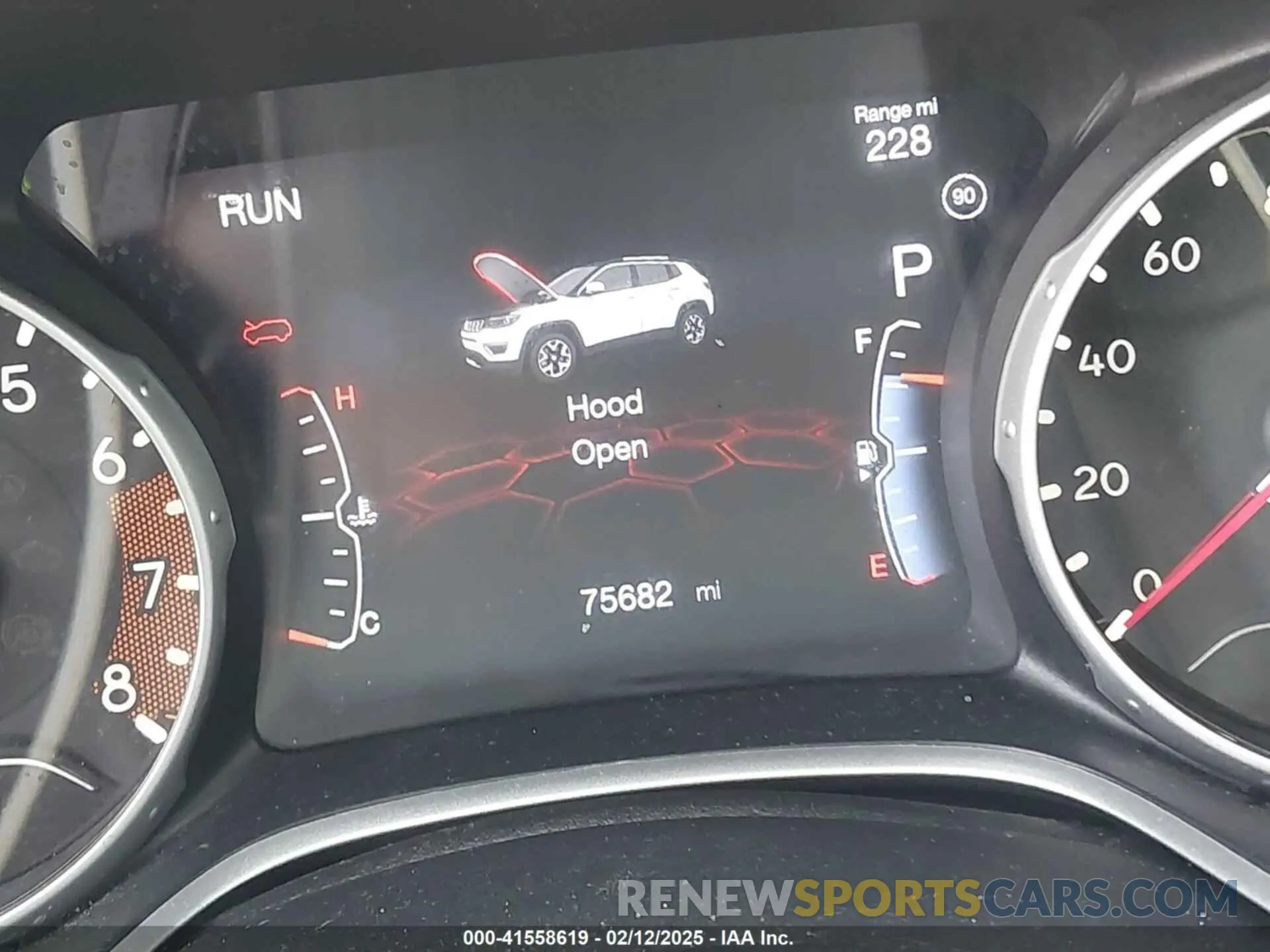 15 fotografías del automóvil dañado 3C4NJCCB9KT793600 JEEP COMPASS 2019