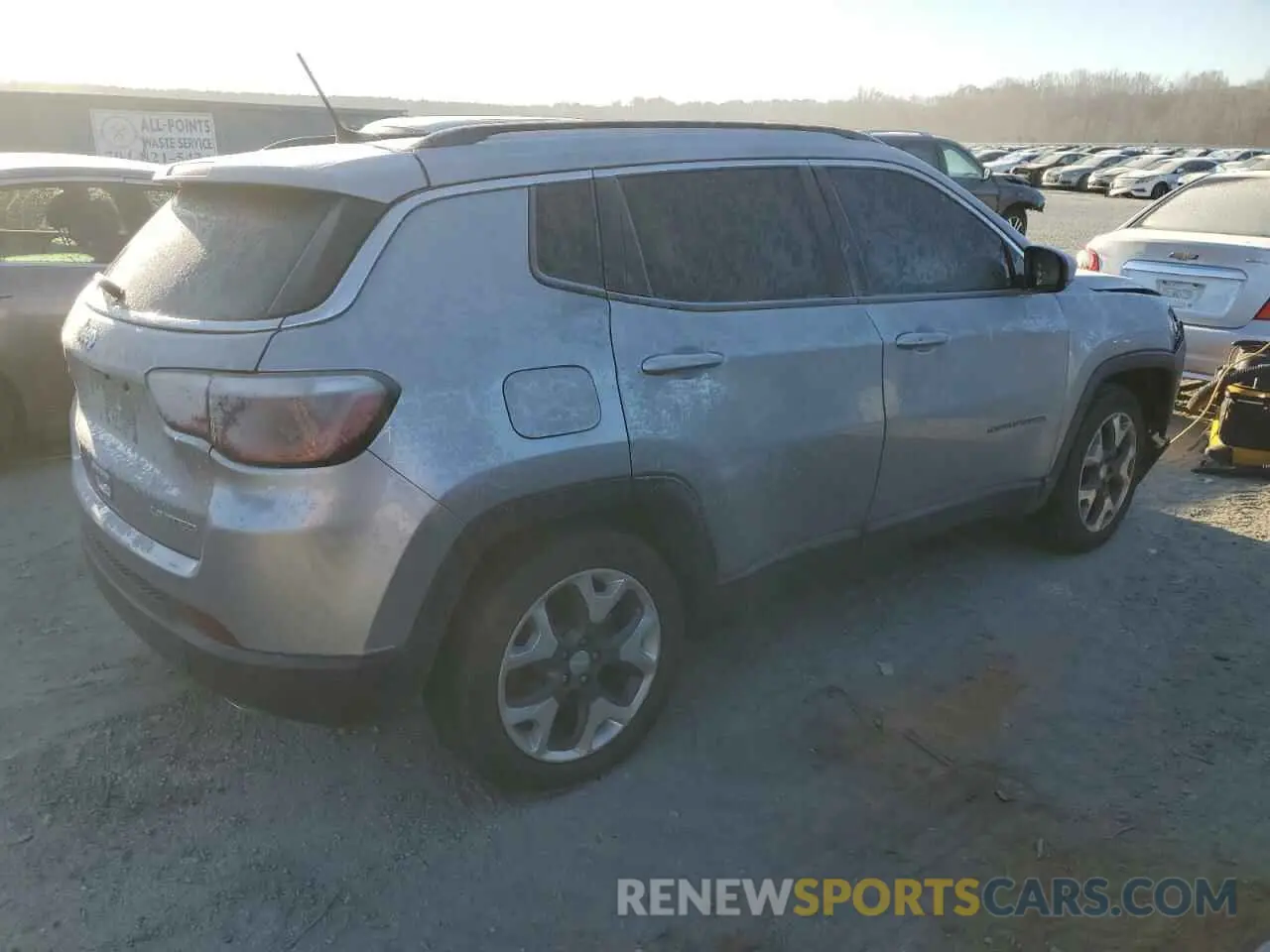 3 fotografías del automóvil dañado 3C4NJCCBXKT675961 JEEP COMPASS 2019
