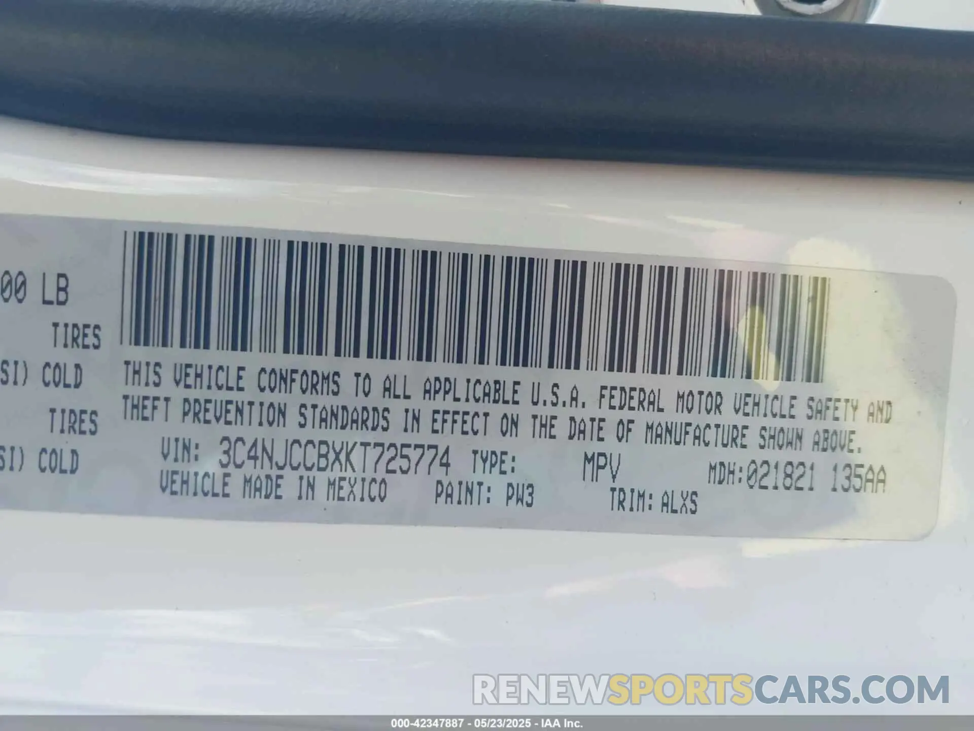 9 fotografías del automóvil dañado 3C4NJCCBXKT725774 JEEP COMPASS 2019