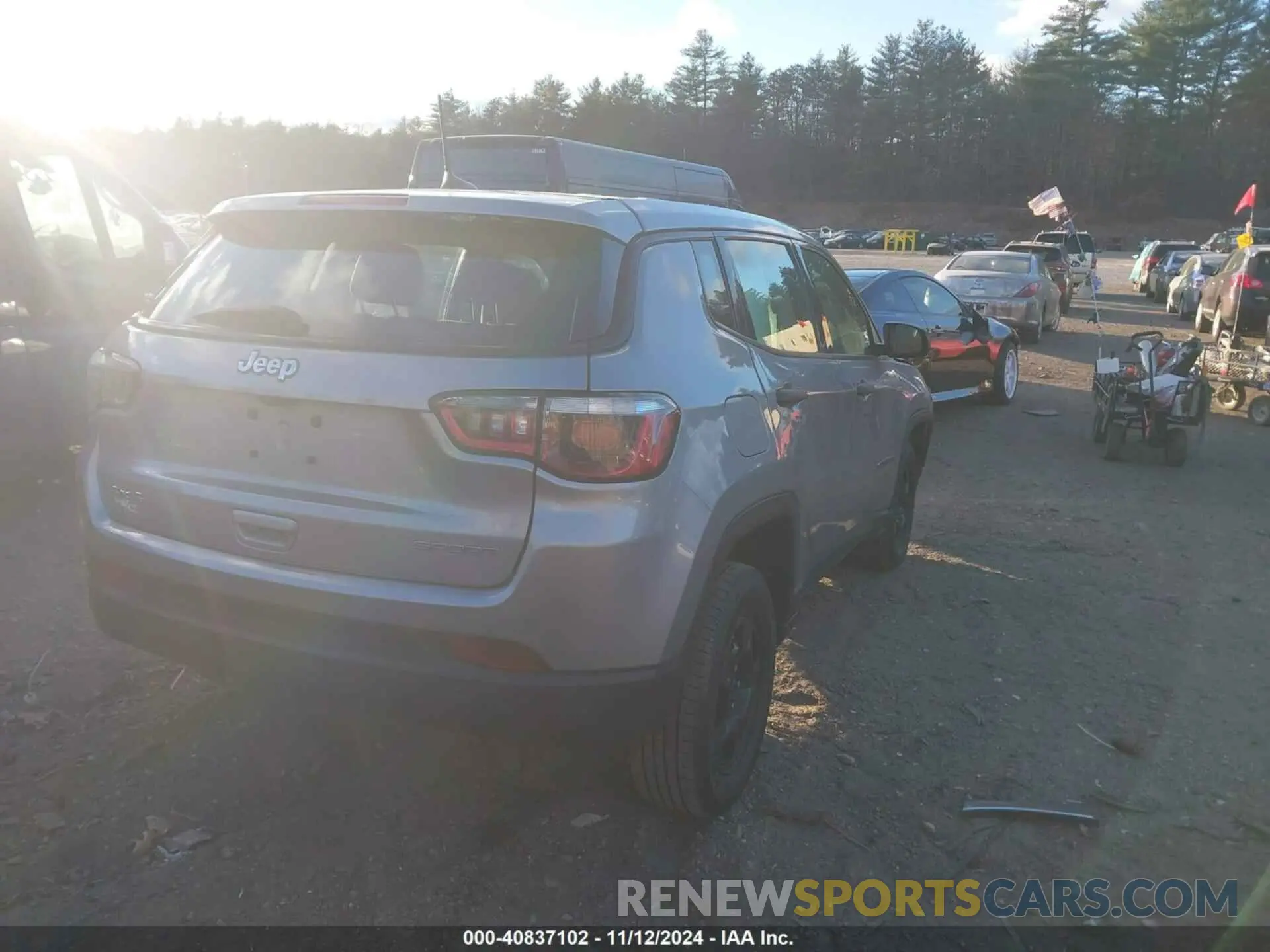 4 fotografías del automóvil dañado 3C4NJDAB3KT771519 JEEP COMPASS 2019