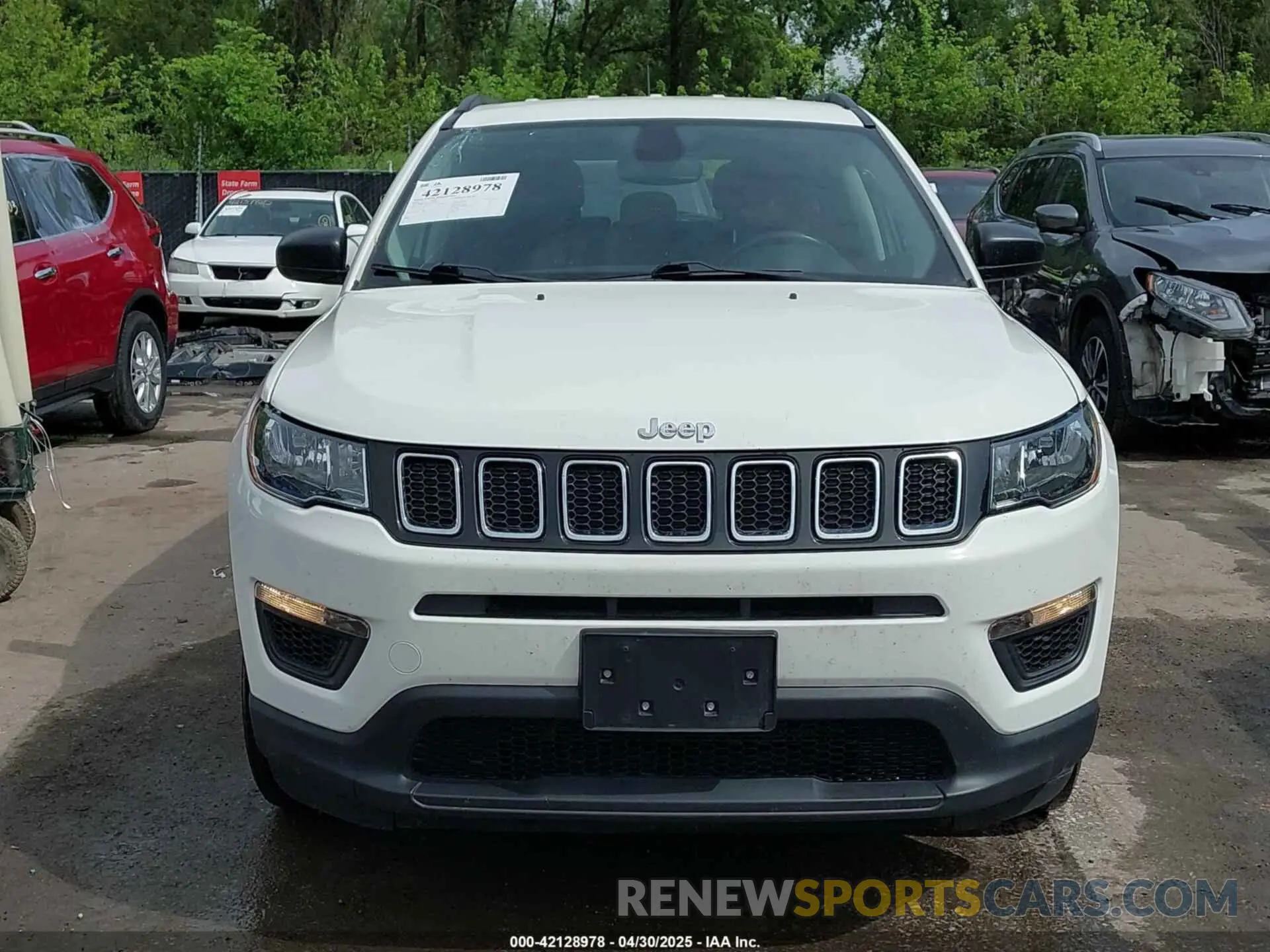 12 fotografías del automóvil dañado 3C4NJDAB7KT629707 JEEP COMPASS 2019
