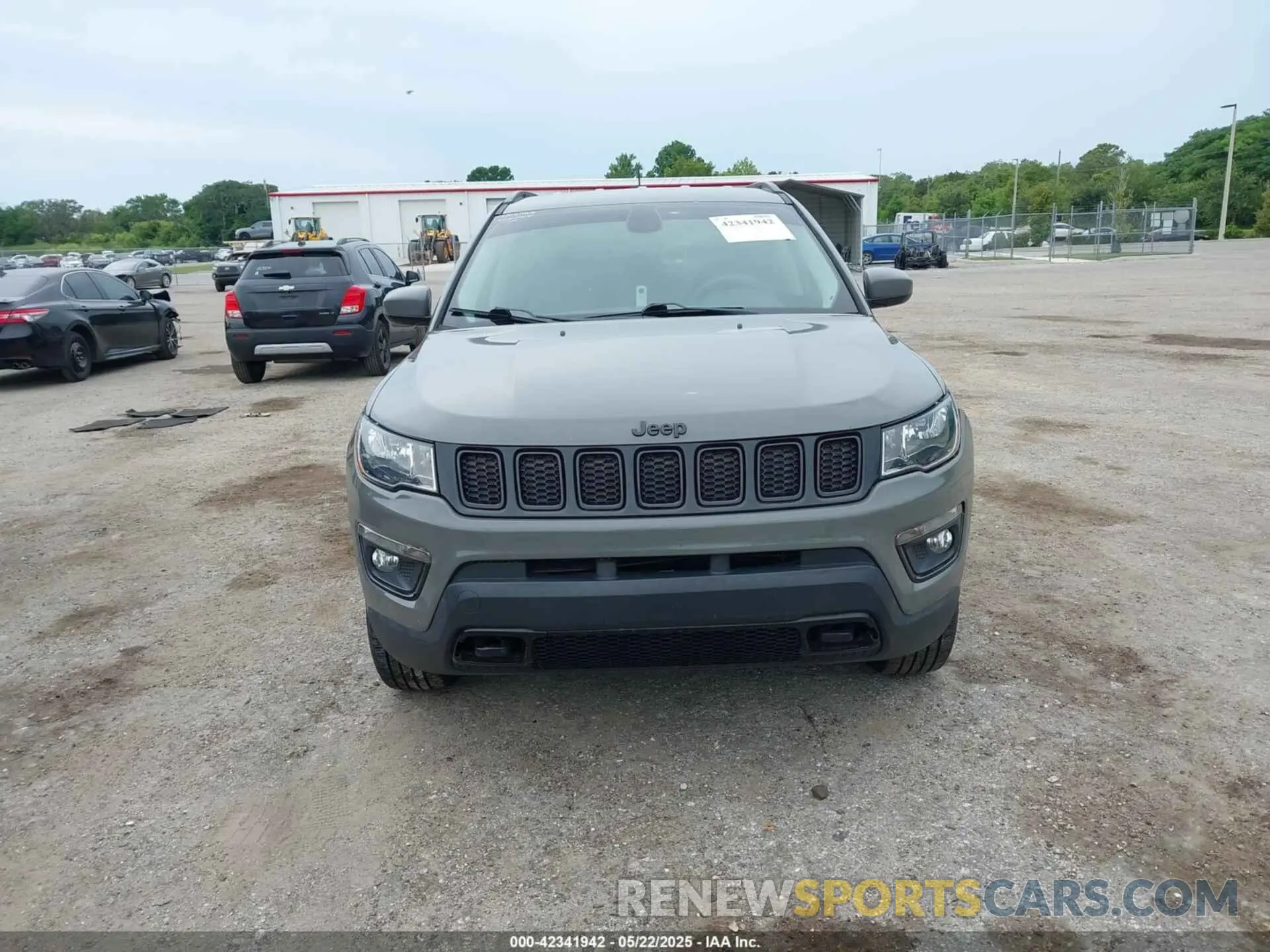 12 fotografías del automóvil dañado 3C4NJDAB7KT846383 JEEP COMPASS 2019