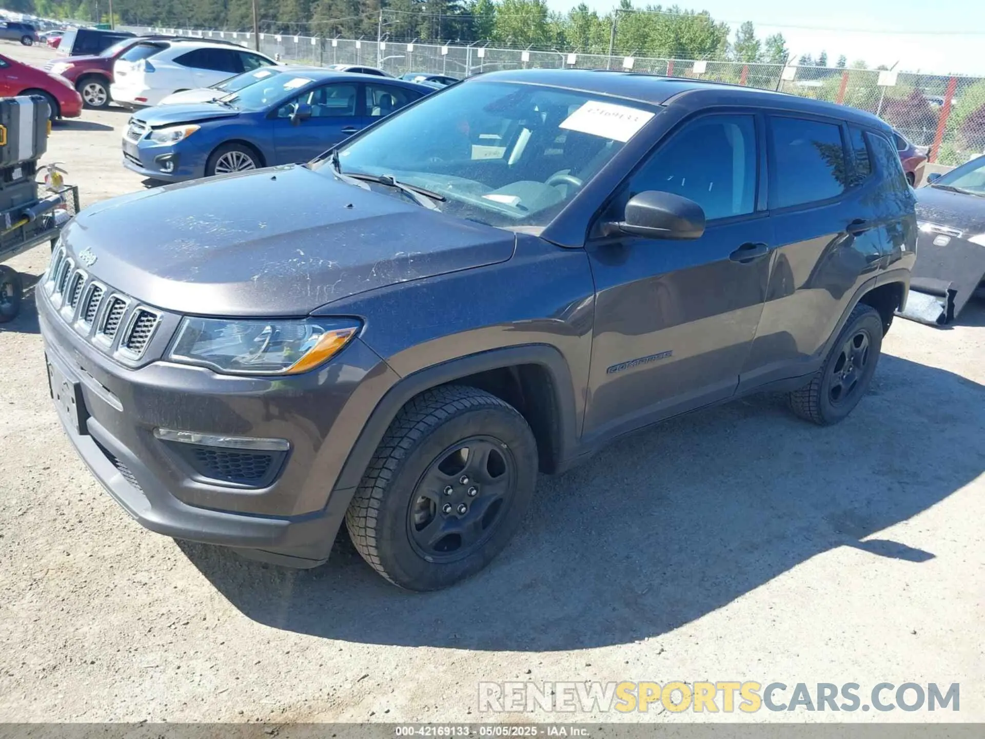 2 fotografías del automóvil dañado 3C4NJDAB8KT595602 JEEP COMPASS 2019