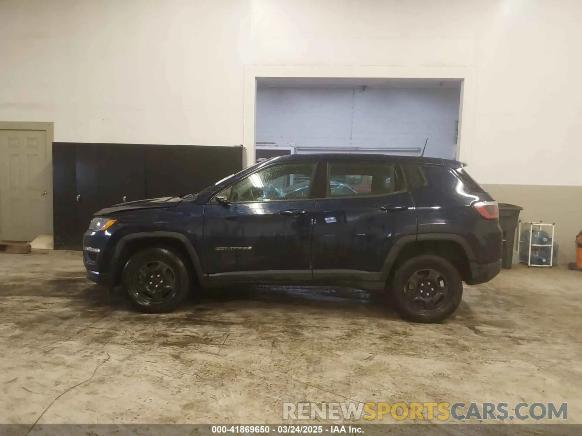 14 fotografías del automóvil dañado 3C4NJDAB8KT638920 JEEP COMPASS 2019