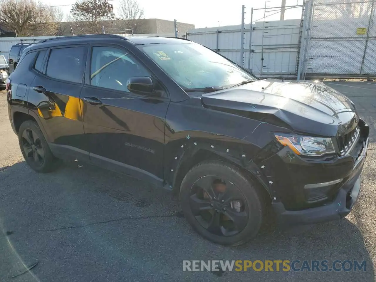 4 fotografías del automóvil dañado 3C4NJDBB0KT622810 JEEP COMPASS 2019
