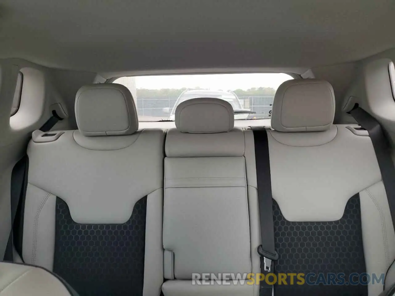 10 fotografías del automóvil dañado 3C4NJDBB0KT704536 JEEP COMPASS 2019