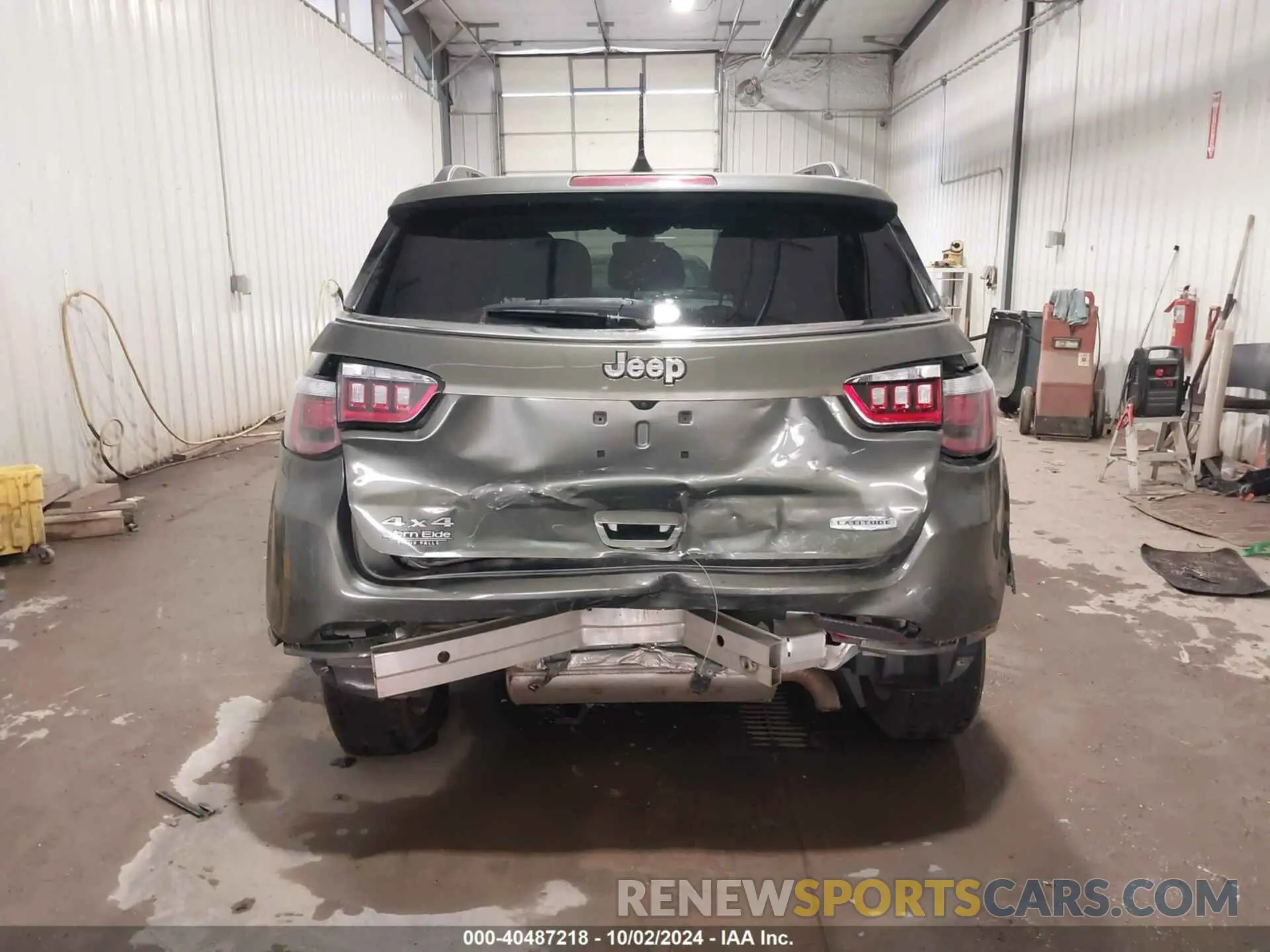 17 fotografías del automóvil dañado 3C4NJDBB0KT761089 JEEP COMPASS 2019