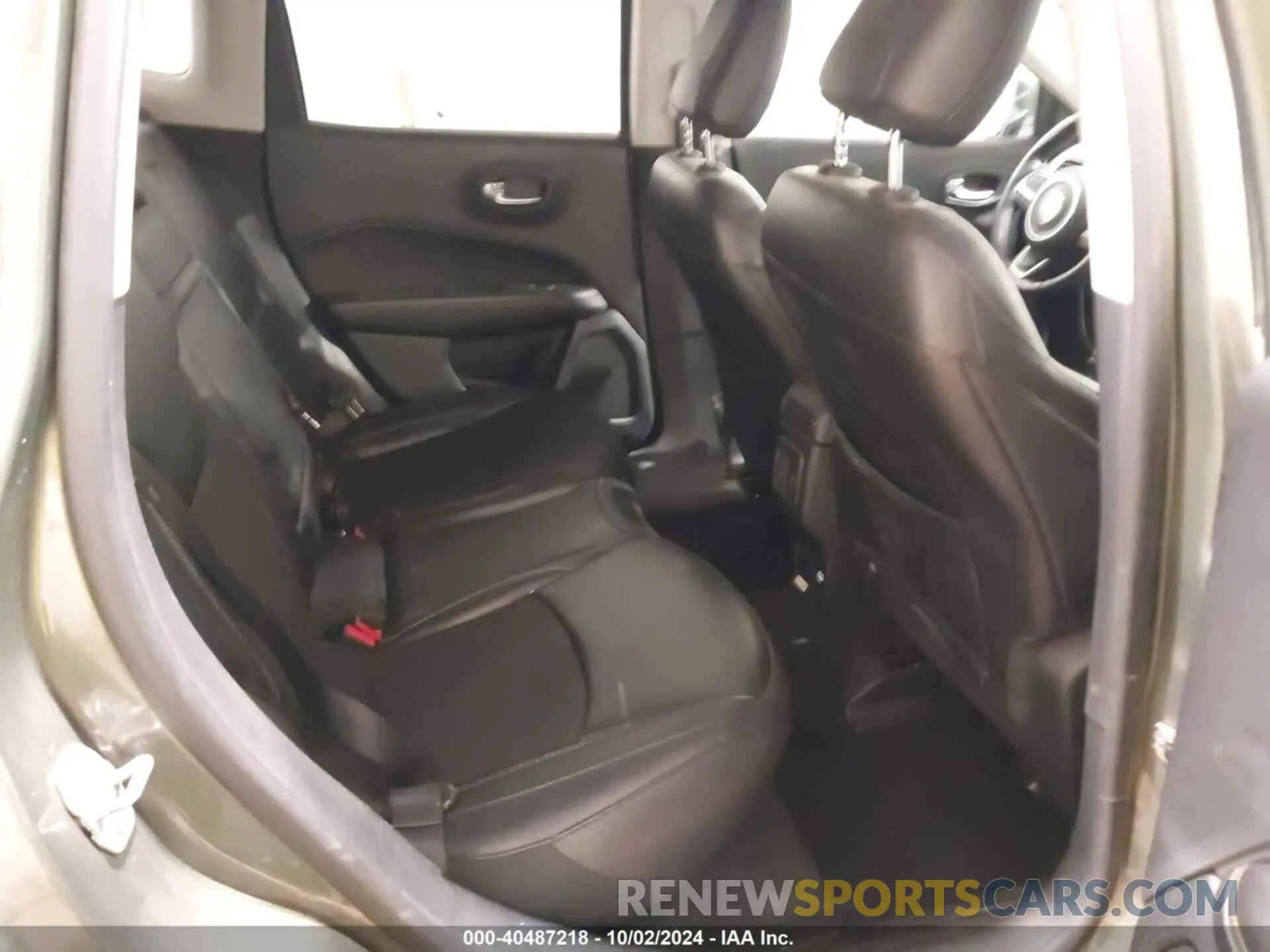 8 fotografías del automóvil dañado 3C4NJDBB0KT761089 JEEP COMPASS 2019