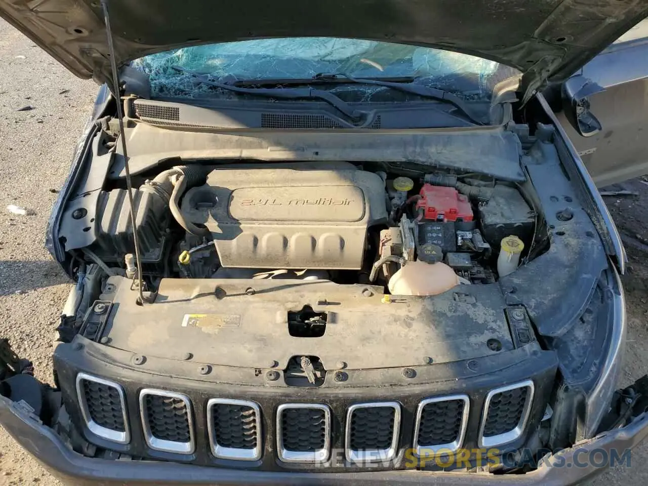 13 fotografías del automóvil dañado 3C4NJDBB0KT772822 JEEP COMPASS 2019