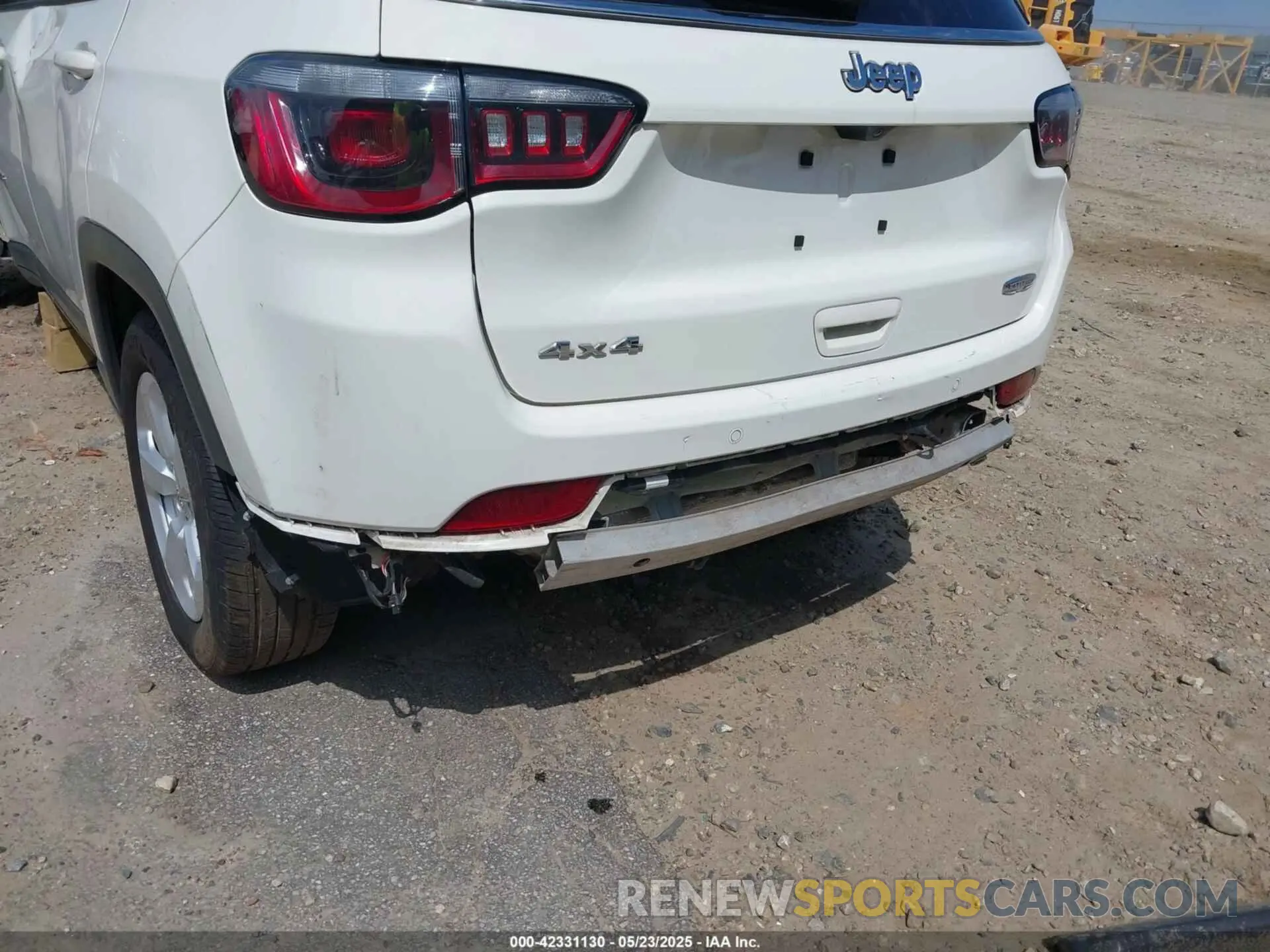 18 fotografías del automóvil dañado 3C4NJDBB1KT639082 JEEP COMPASS 2019