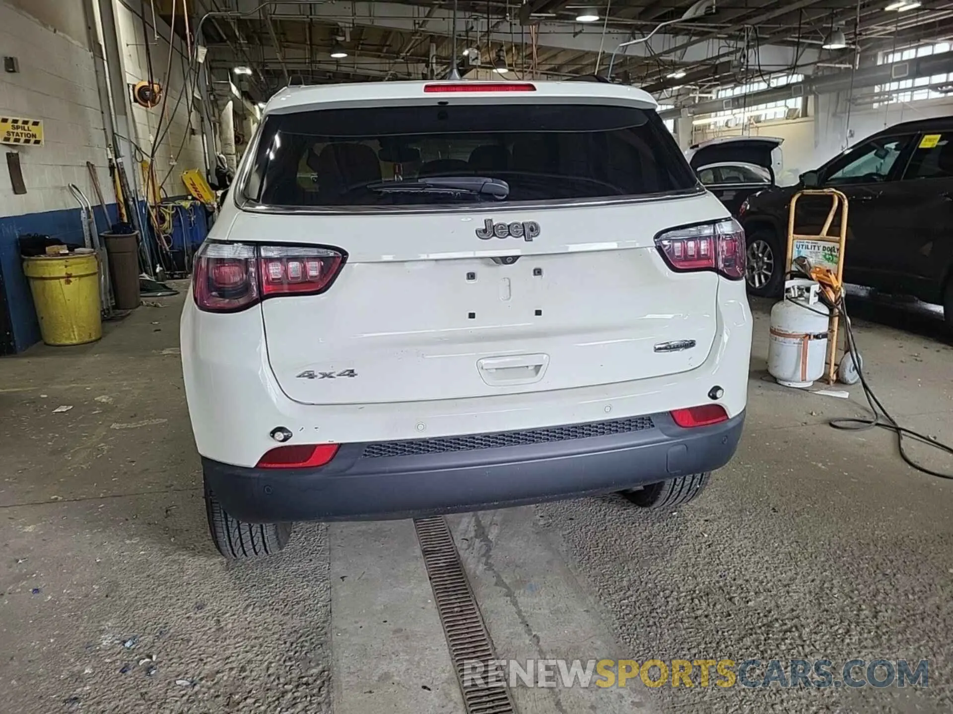 13 fotografías del automóvil dañado 3C4NJDBB1KT671885 JEEP COMPASS 2019