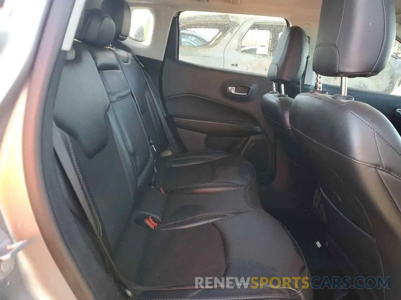 12 fotografías del automóvil dañado 3C4NJDBB1KT675127 JEEP COMPASS 2019