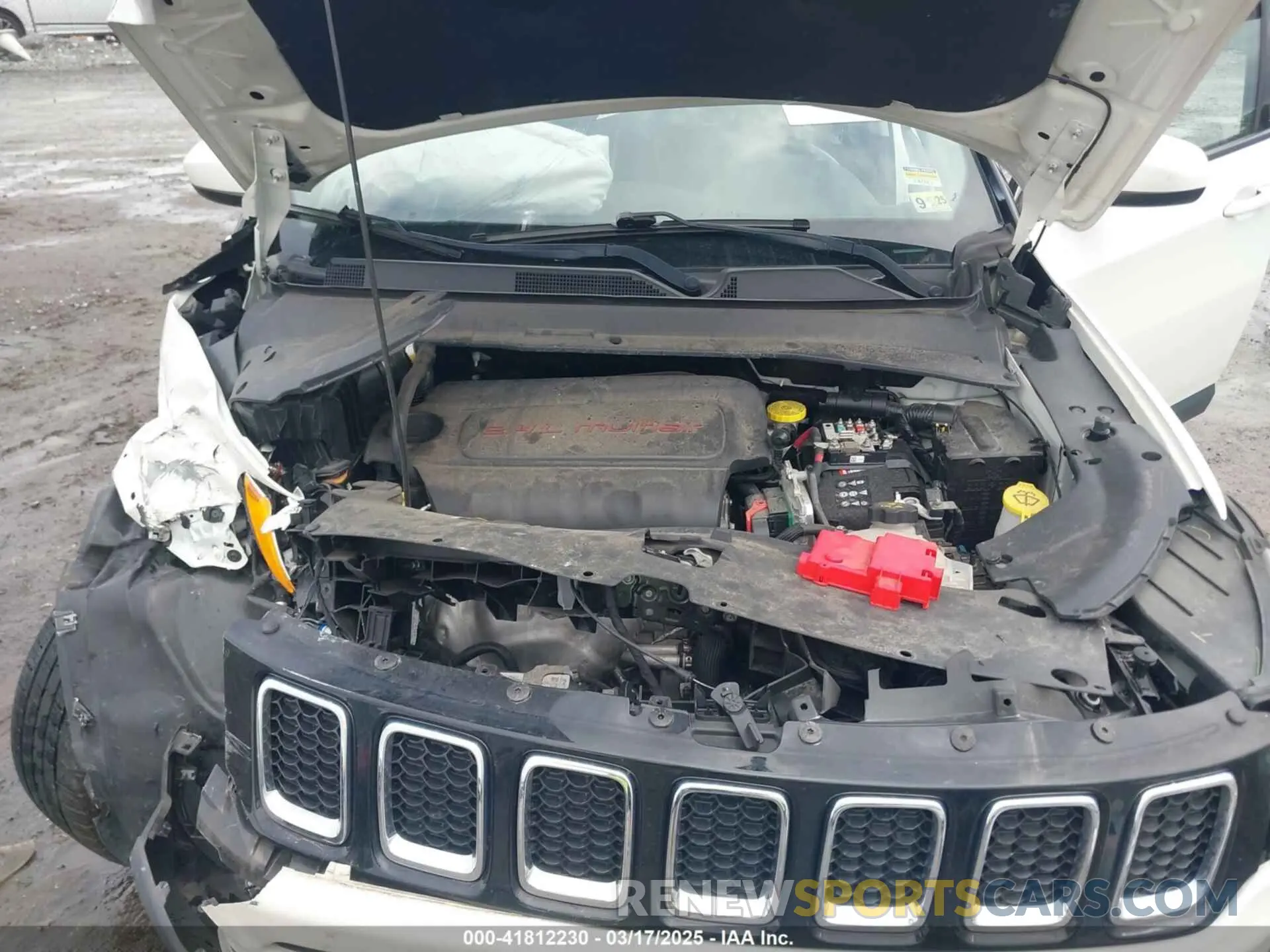 10 fotografías del automóvil dañado 3C4NJDBB1KT761196 JEEP COMPASS 2019