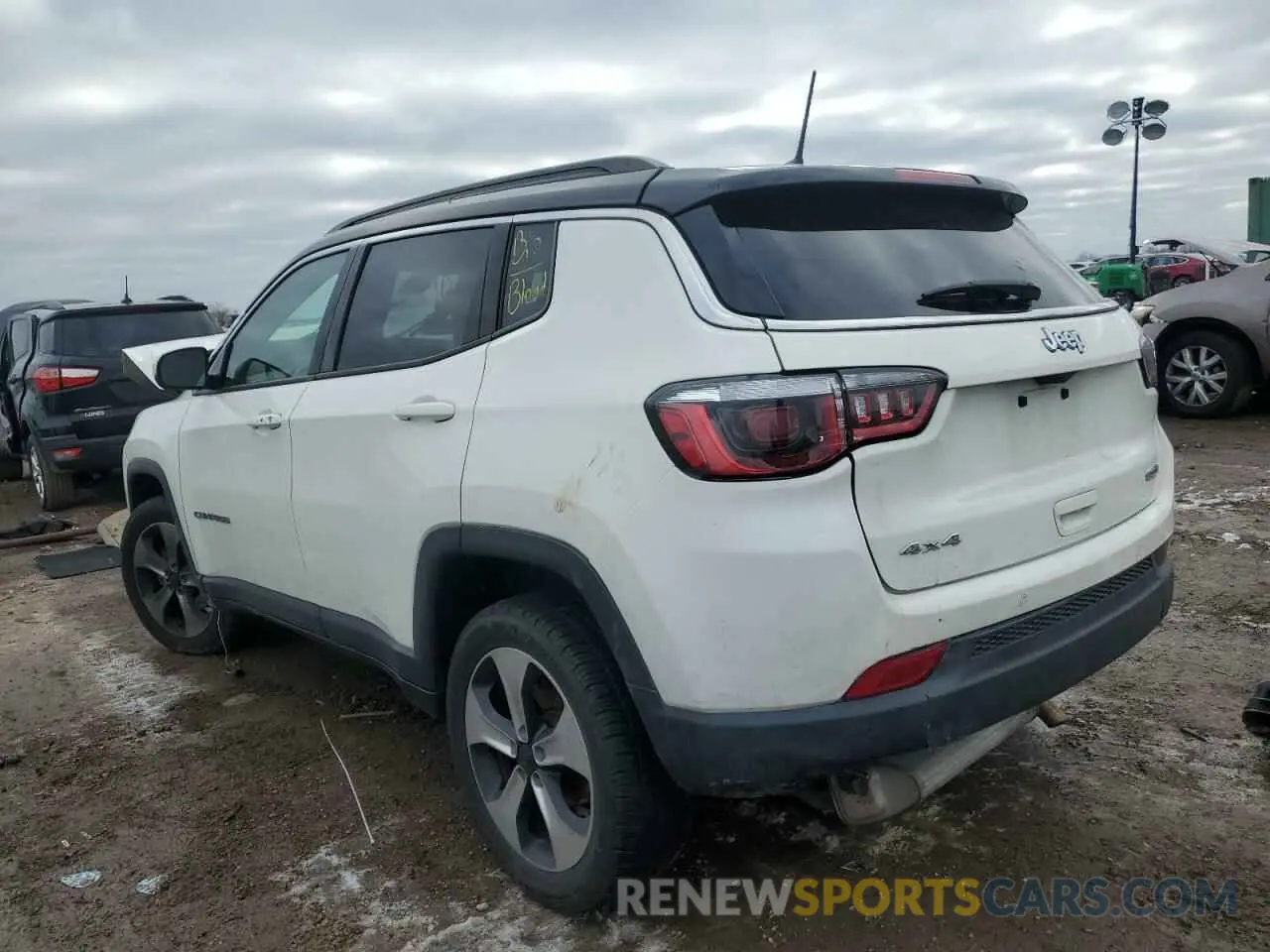 2 fotografías del automóvil dañado 3C4NJDBB2KT600968 JEEP COMPASS 2019