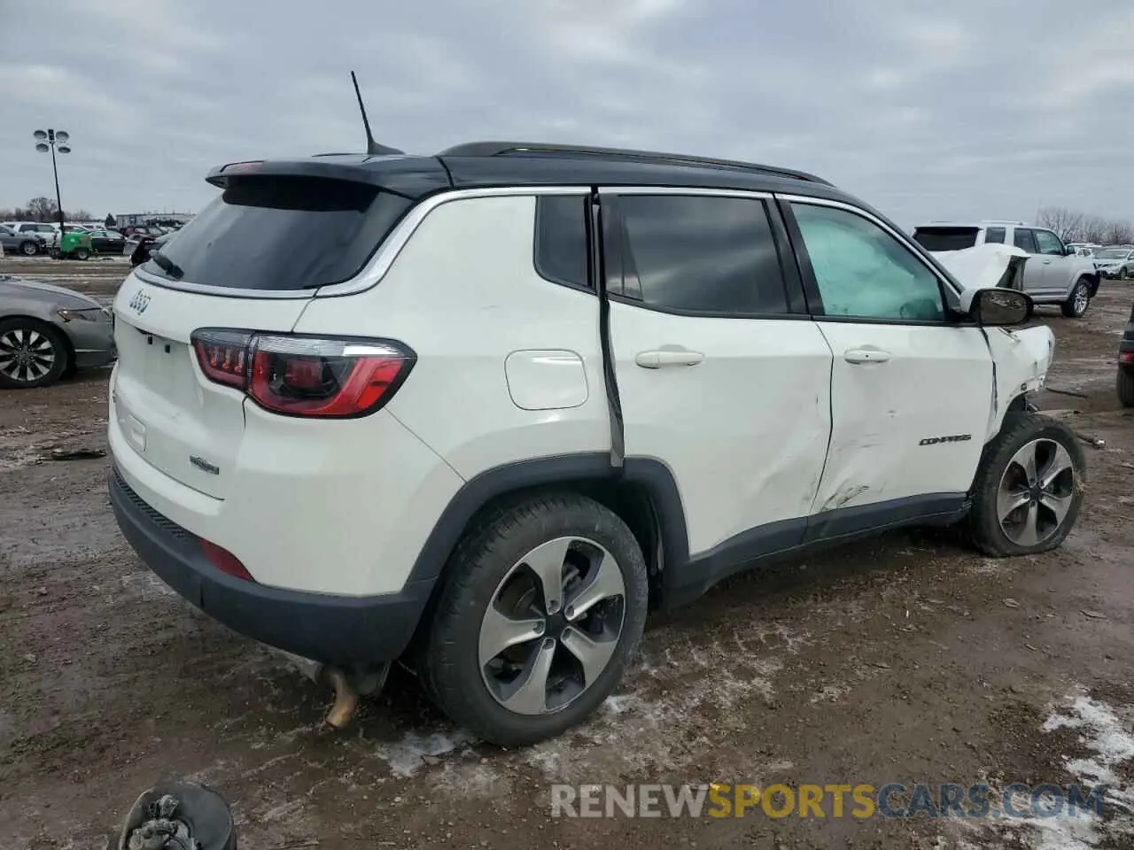 3 fotografías del automóvil dañado 3C4NJDBB2KT600968 JEEP COMPASS 2019