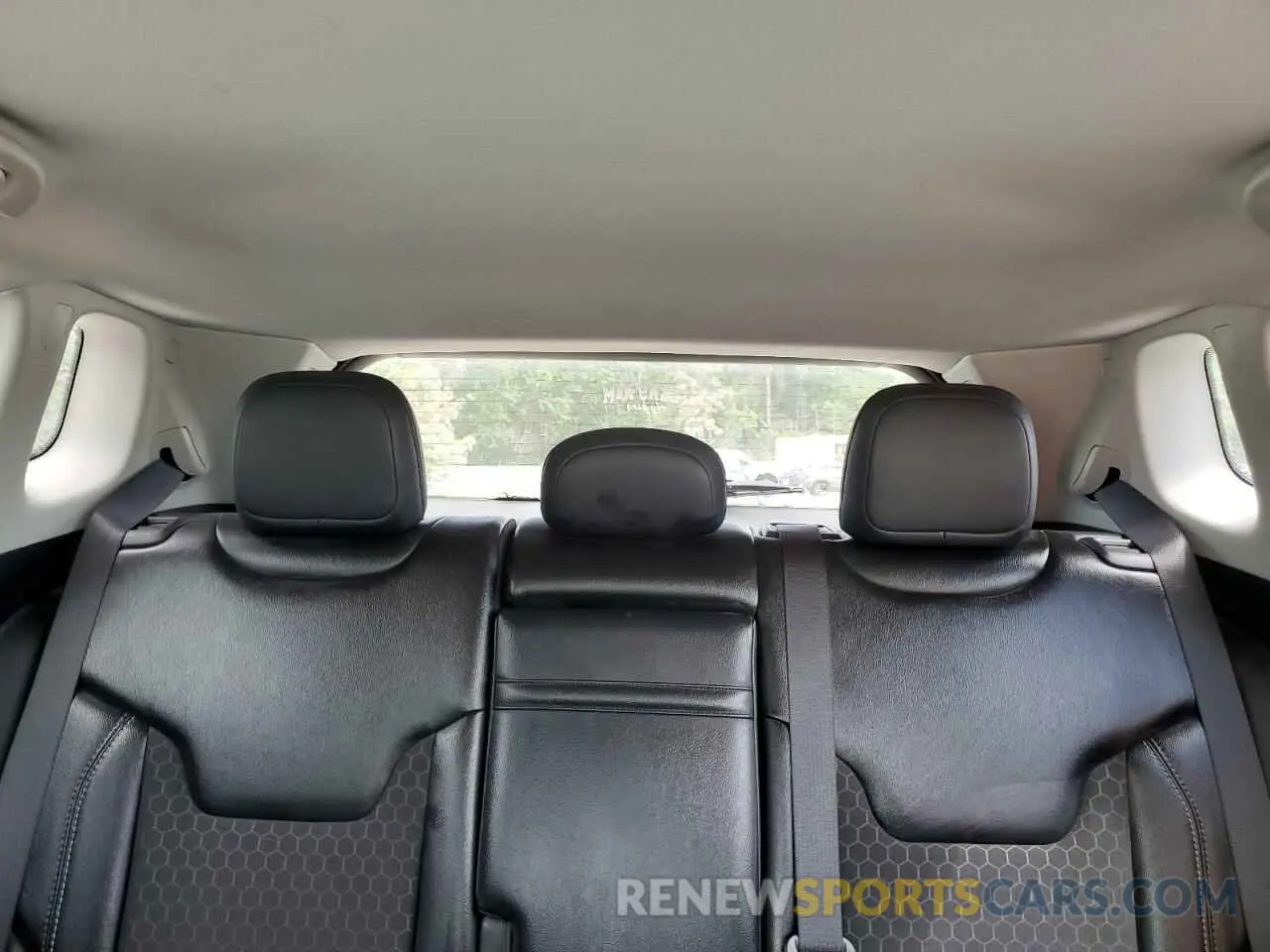 10 fotografías del automóvil dañado 3C4NJDBB2KT704117 JEEP COMPASS 2019