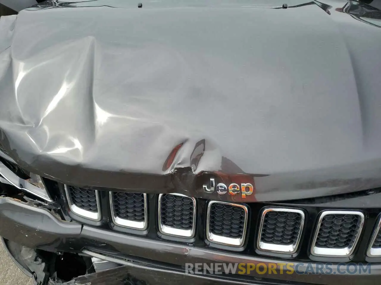 14 fotografías del automóvil dañado 3C4NJDBB2KT734797 JEEP COMPASS 2019