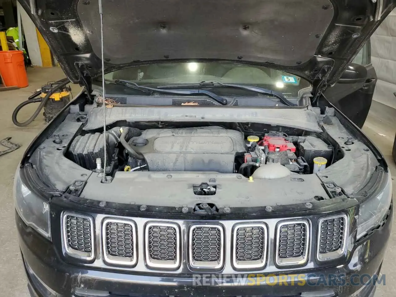 11 fotografías del automóvil dañado 3C4NJDBB2KT786690 JEEP COMPASS 2019