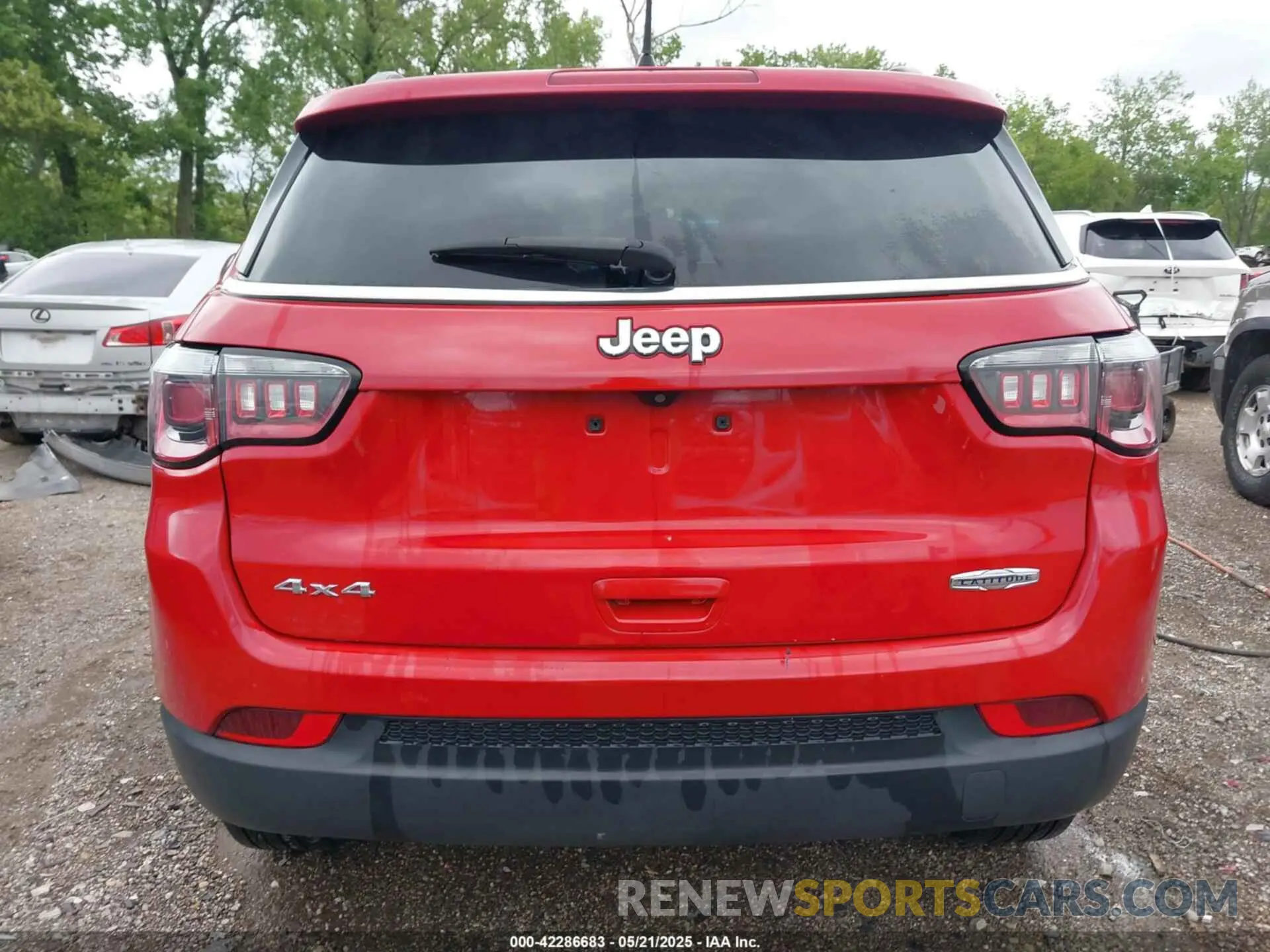 17 fotografías del automóvil dañado 3C4NJDBB3KT595330 JEEP COMPASS 2019