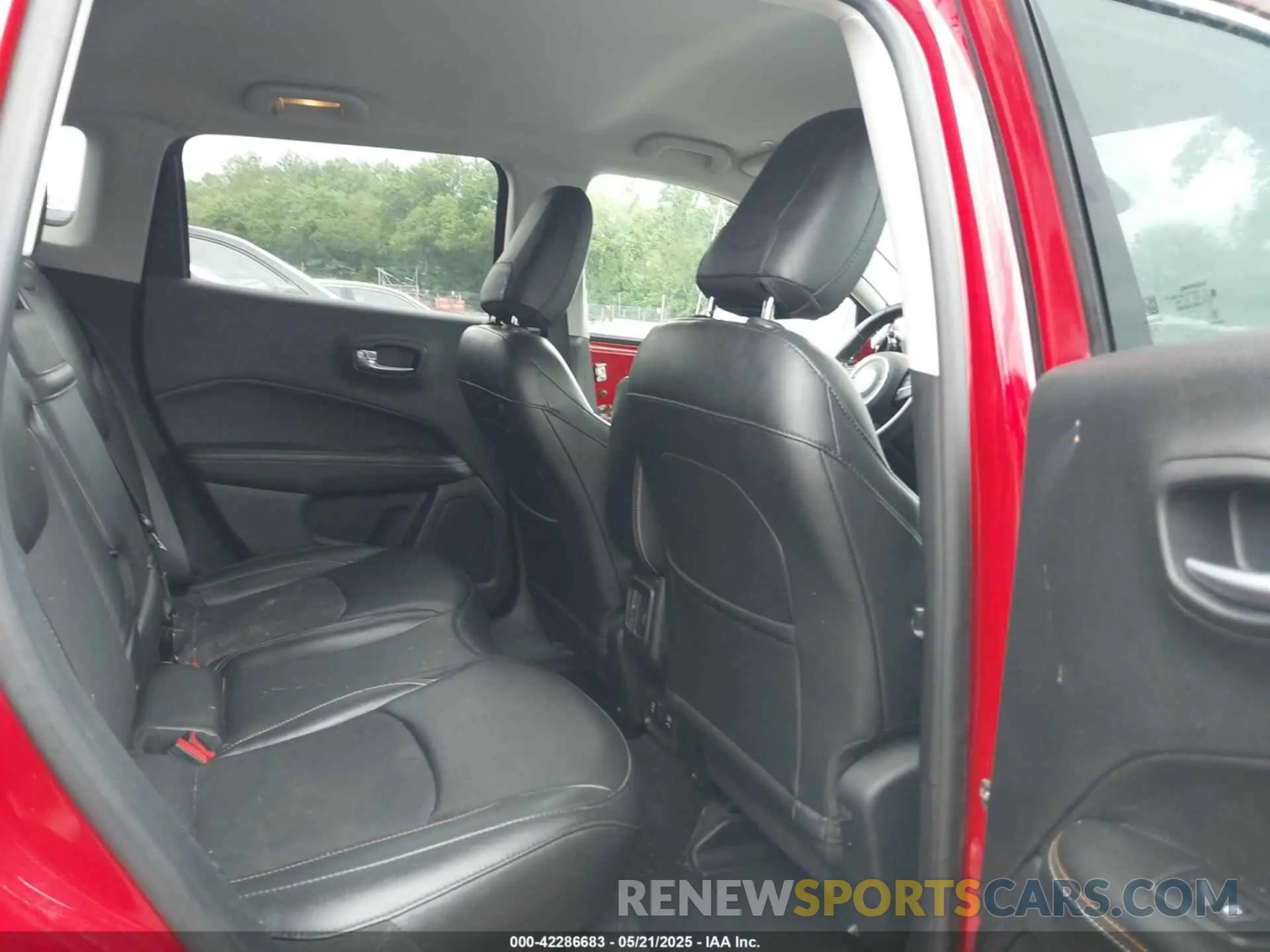 8 fotografías del automóvil dañado 3C4NJDBB3KT595330 JEEP COMPASS 2019
