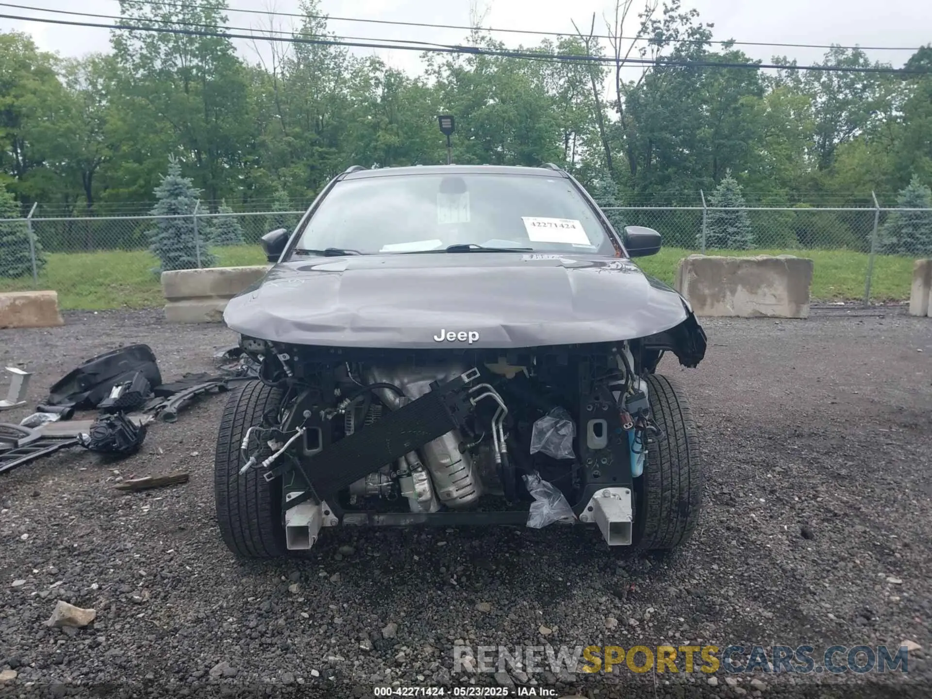 13 fotografías del automóvil dañado 3C4NJDBB3KT741841 JEEP COMPASS 2019