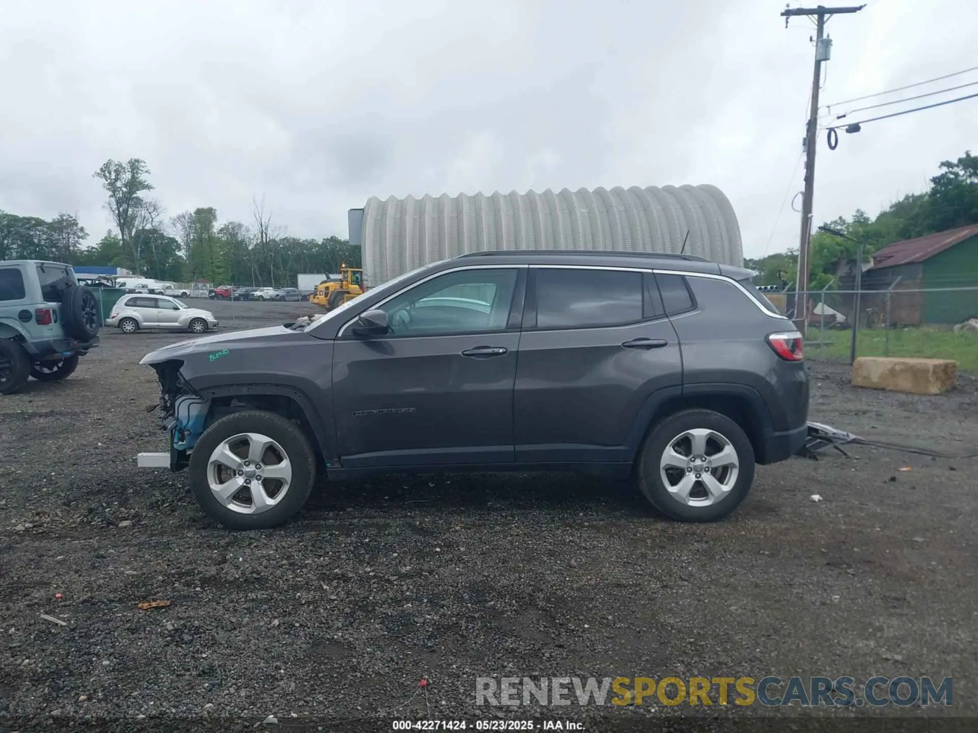 15 fotografías del automóvil dañado 3C4NJDBB3KT741841 JEEP COMPASS 2019