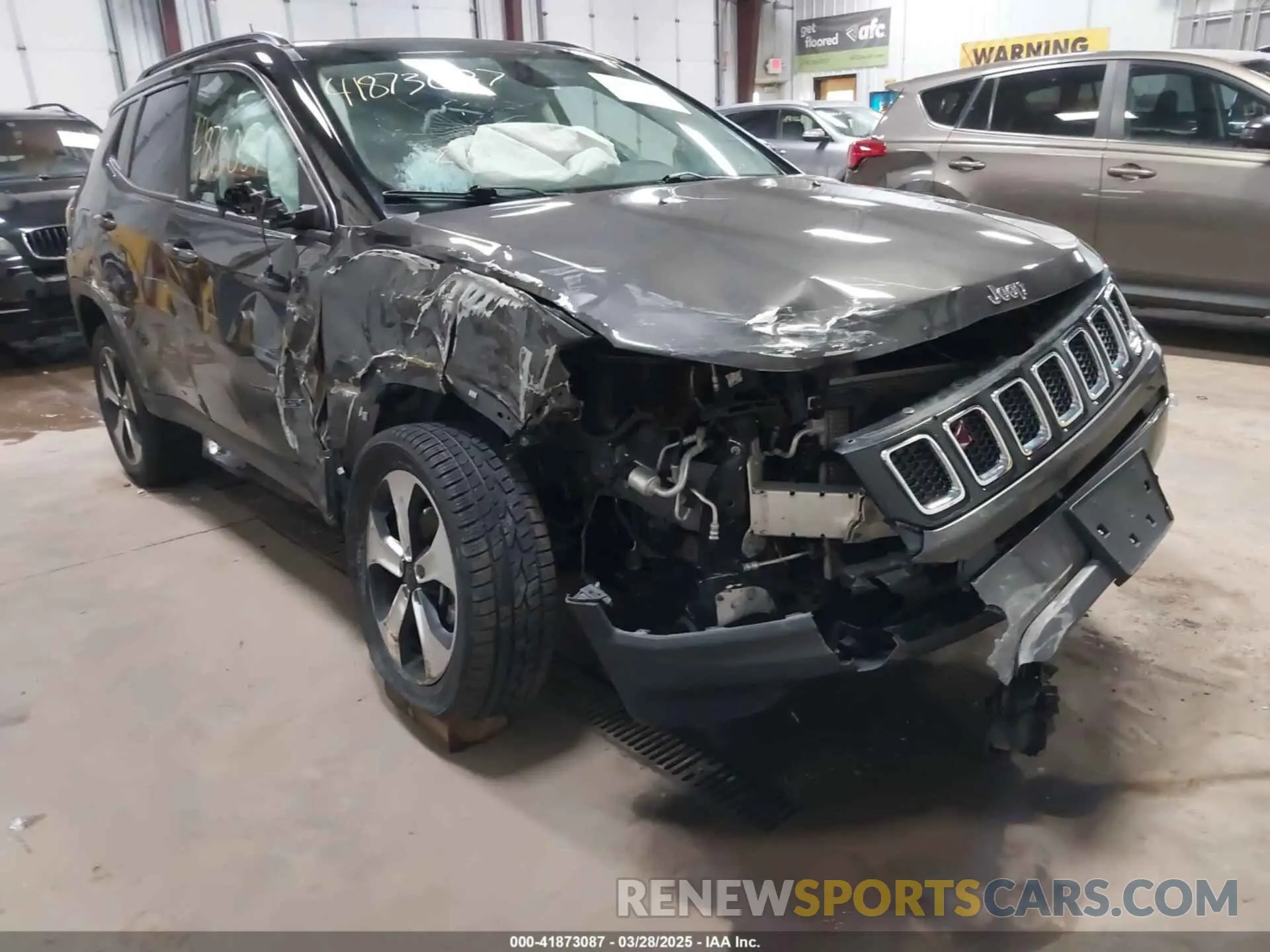 6 fotografías del automóvil dañado 3C4NJDBB3KT828901 JEEP COMPASS 2019
