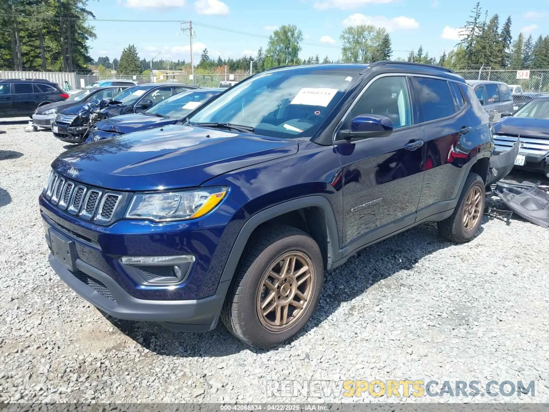 2 fotografías del automóvil dañado 3C4NJDBB3KT846931 JEEP COMPASS 2019