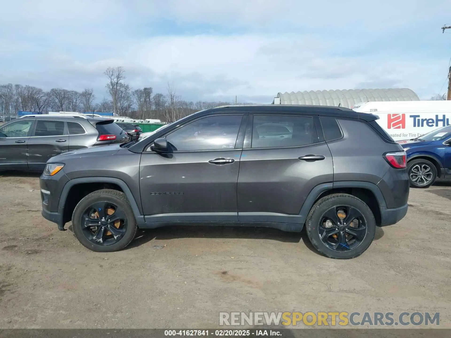 14 fotografías del automóvil dañado 3C4NJDBB4KT593022 JEEP COMPASS 2019