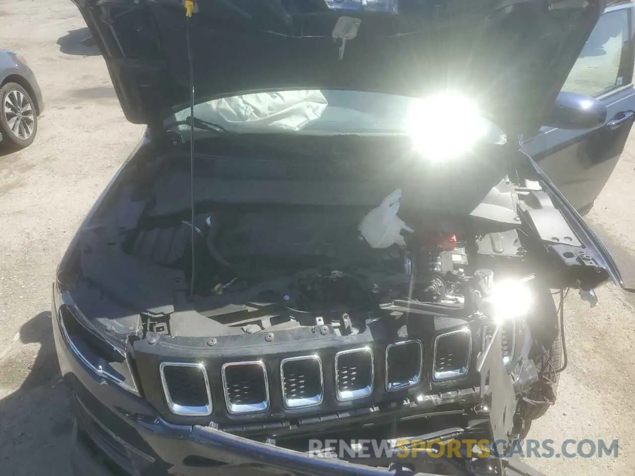 11 fotografías del automóvil dañado 3C4NJDBB4KT629291 JEEP COMPASS 2019