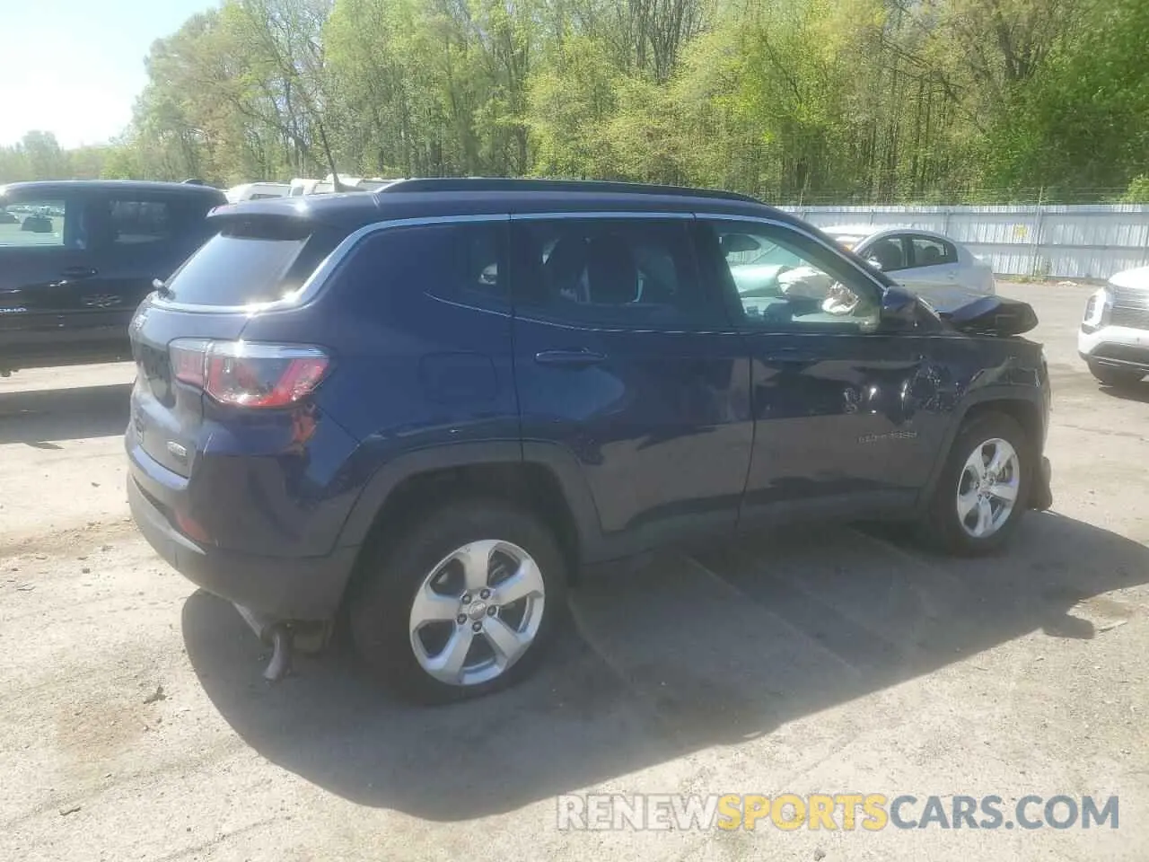 3 fotografías del automóvil dañado 3C4NJDBB4KT629291 JEEP COMPASS 2019
