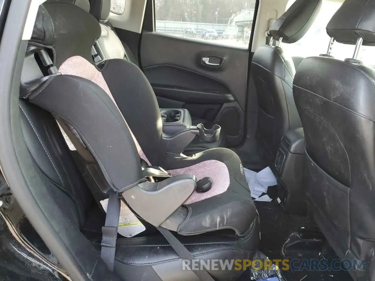 11 fotografías del automóvil dañado 3C4NJDBB4KT696361 JEEP COMPASS 2019