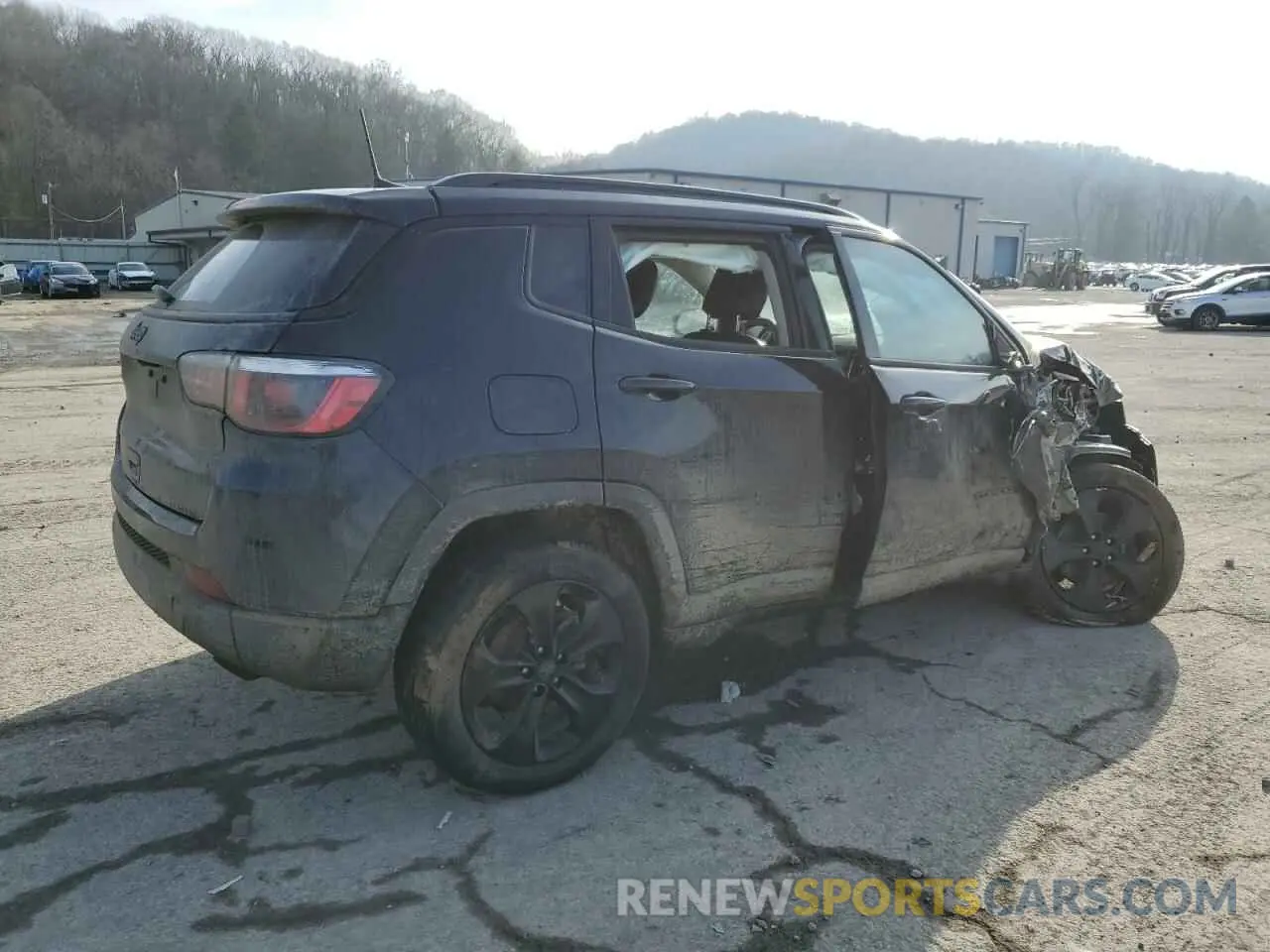 3 fotografías del automóvil dañado 3C4NJDBB4KT696361 JEEP COMPASS 2019