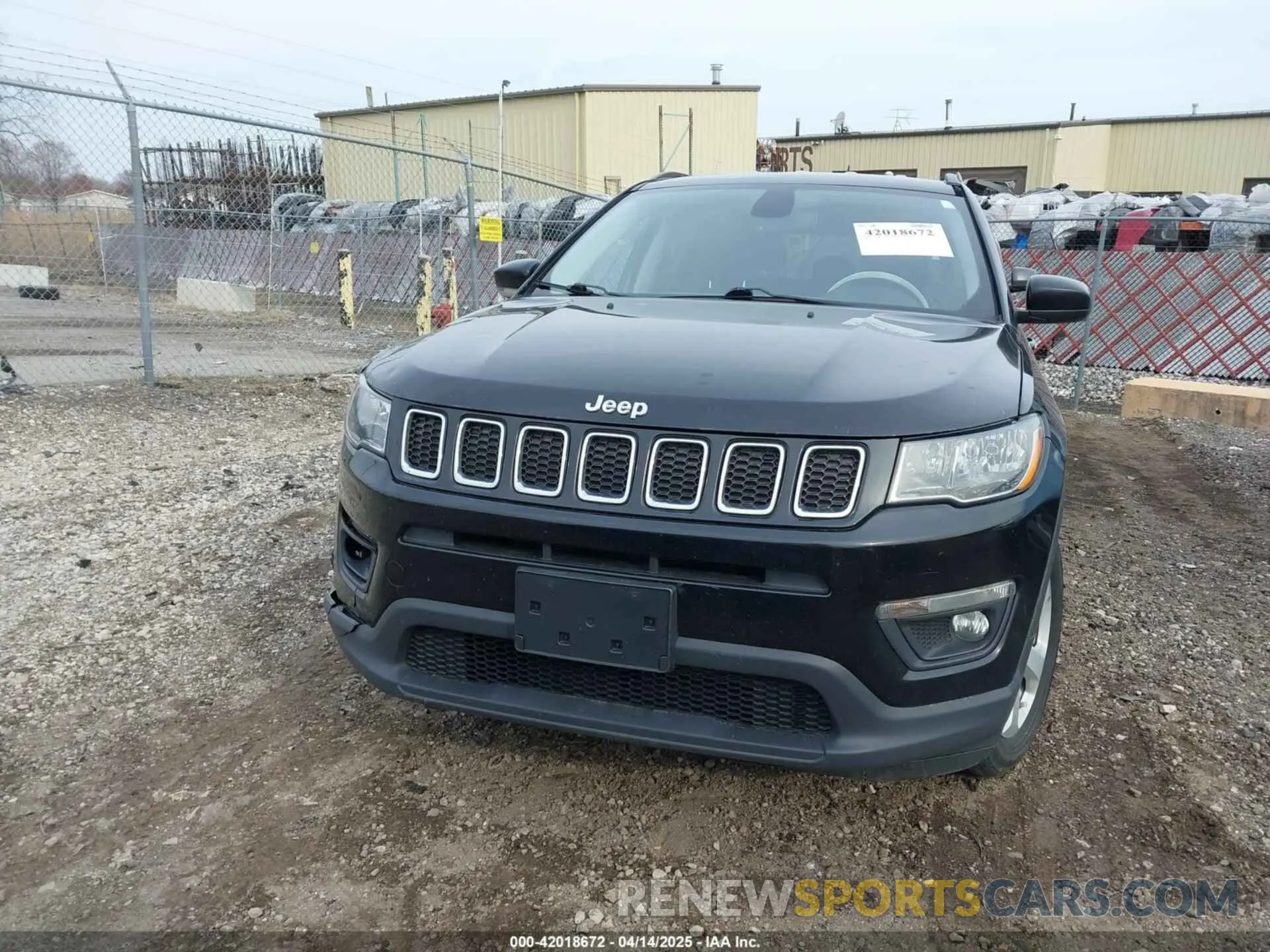 12 fotografías del automóvil dañado 3C4NJDBB4KT733568 JEEP COMPASS 2019