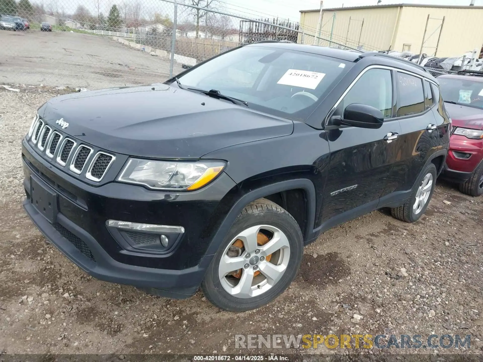 2 fotografías del automóvil dañado 3C4NJDBB4KT733568 JEEP COMPASS 2019