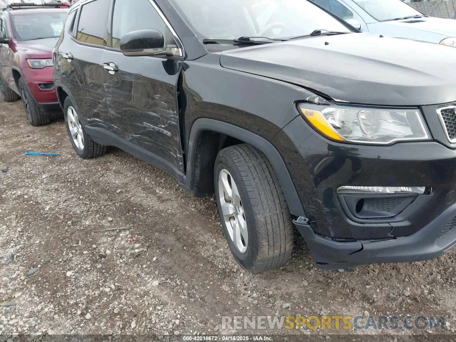 6 fotografías del automóvil dañado 3C4NJDBB4KT733568 JEEP COMPASS 2019