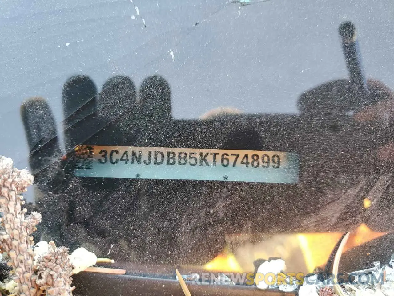 12 fotografías del automóvil dañado 3C4NJDBB5KT674899 JEEP COMPASS 2019