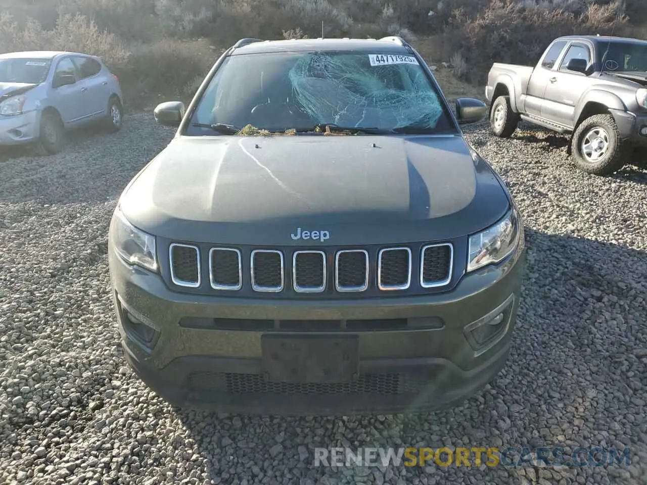 5 fotografías del automóvil dañado 3C4NJDBB5KT674899 JEEP COMPASS 2019