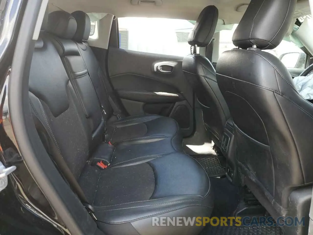 11 fotografías del automóvil dañado 3C4NJDBB5KT767907 JEEP COMPASS 2019