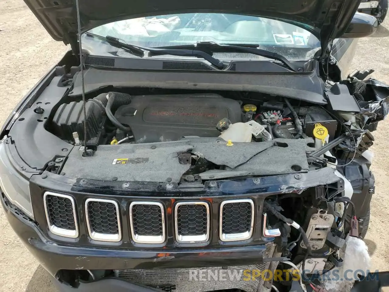 12 fotografías del automóvil dañado 3C4NJDBB5KT767907 JEEP COMPASS 2019