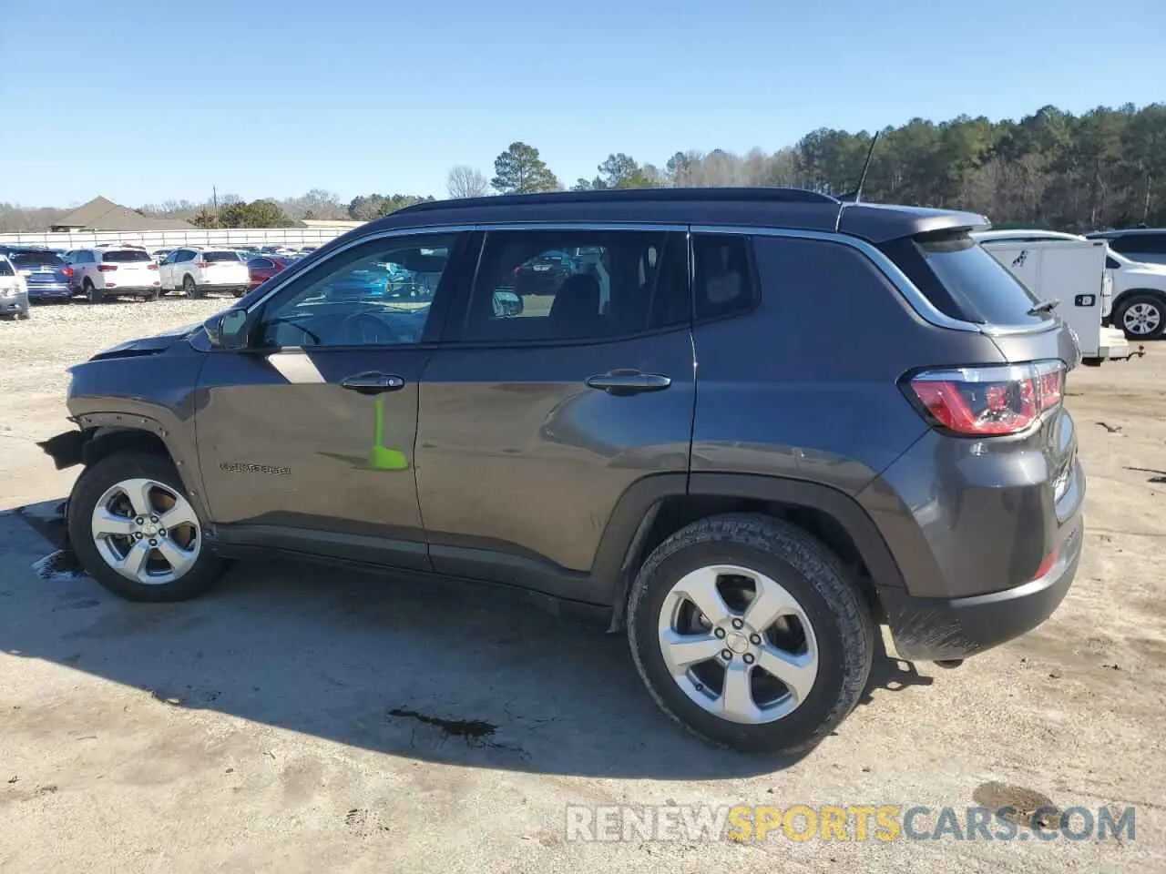 2 fotografías del automóvil dañado 3C4NJDBB6KT641328 JEEP COMPASS 2019