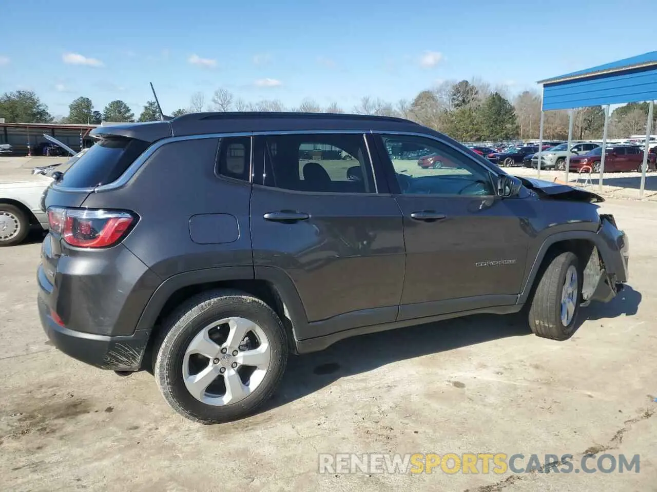 3 fotografías del automóvil dañado 3C4NJDBB6KT641328 JEEP COMPASS 2019