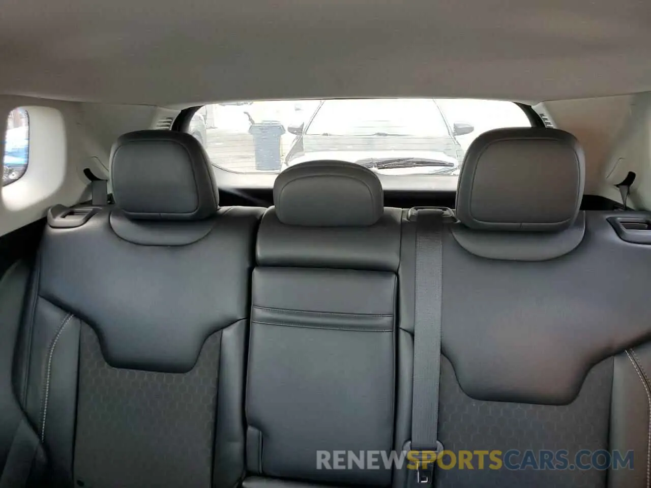10 fotografías del automóvil dañado 3C4NJDBB6KT650403 JEEP COMPASS 2019