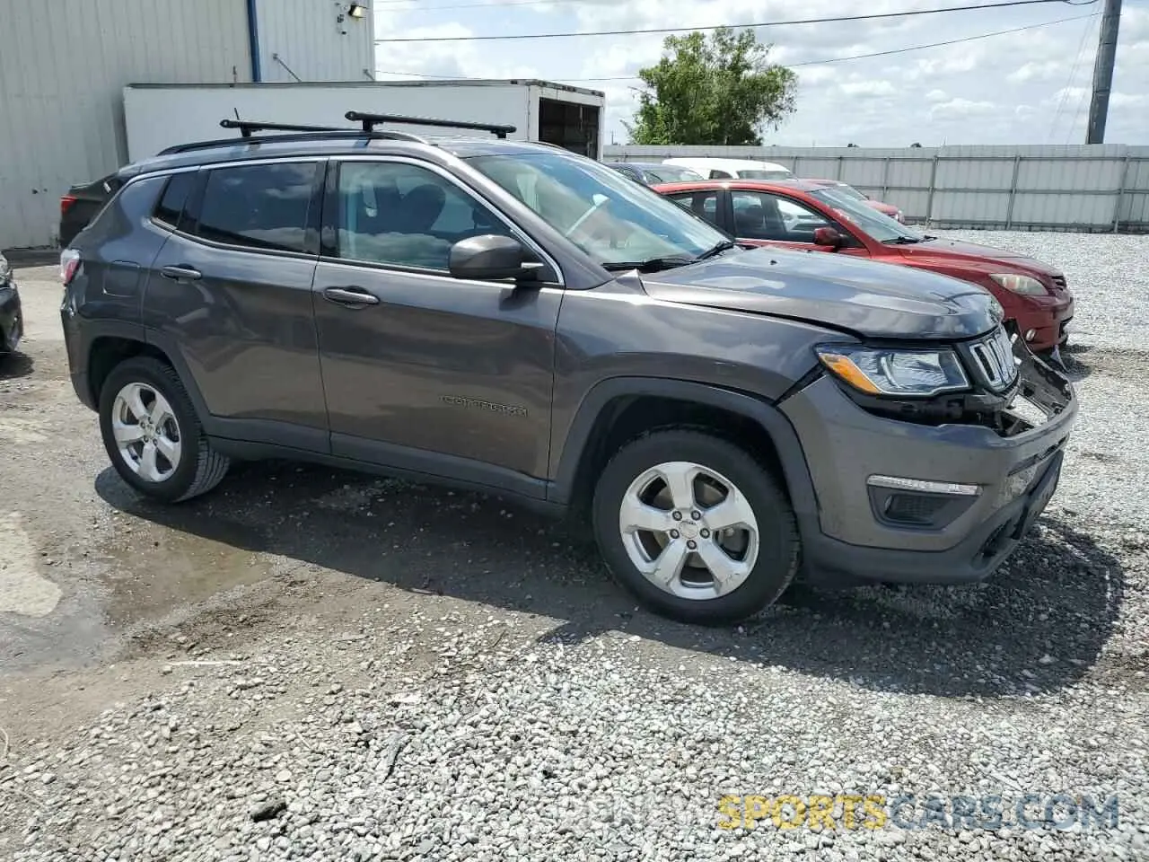 4 fotografías del automóvil dañado 3C4NJDBB6KT650403 JEEP COMPASS 2019